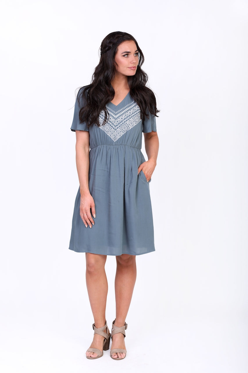DRESSES – BEAUTIFUL PEOPLE